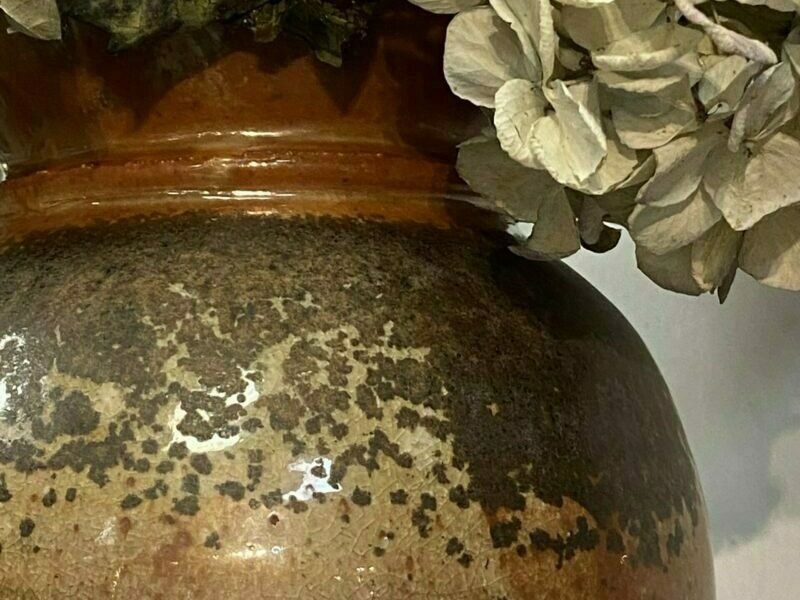 woodfired vase closup